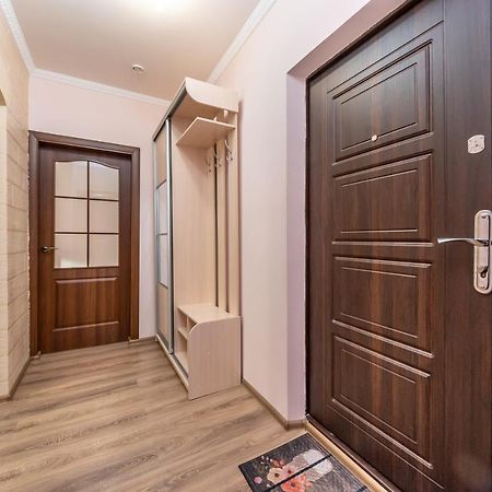 Apartamento Осокорки Русовой 3 Kiev Exterior foto