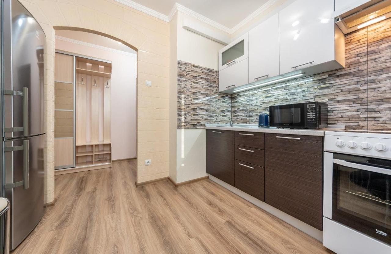 Apartamento Осокорки Русовой 3 Kiev Exterior foto