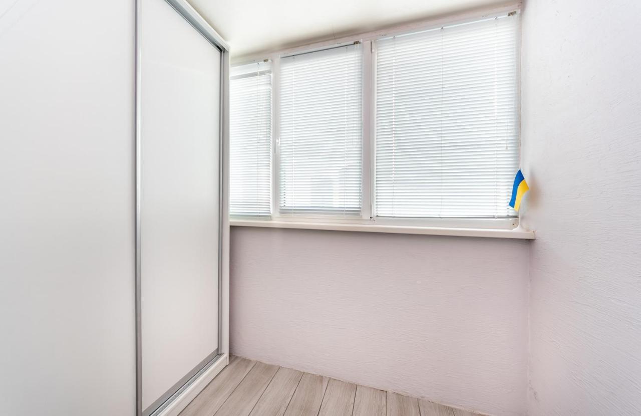 Apartamento Осокорки Русовой 3 Kiev Exterior foto